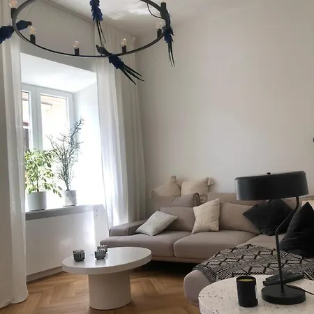 Apartment Old Town Square