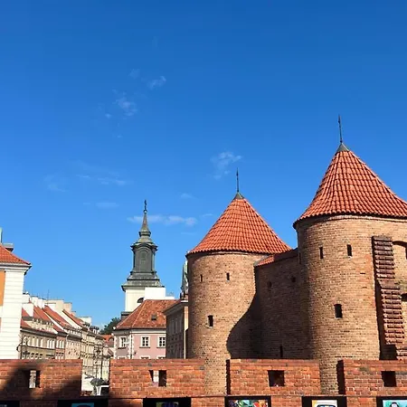 Old Town Square Apartment *